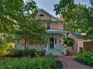 42 South St, Rhinebeck, NY 12572