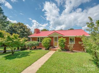 41 Wesley Branch Rd, Asheville, NC 28806