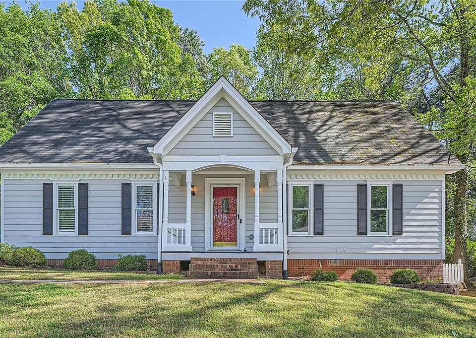 1st image of 3664 Bonnie Glenn Ln