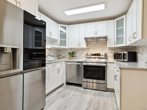 700 S Alton Way #8B, Denver, CO 80247