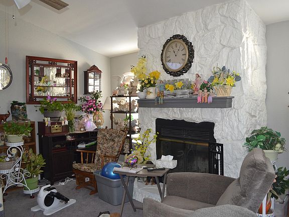 2nd image of 1030 E South Ave #139