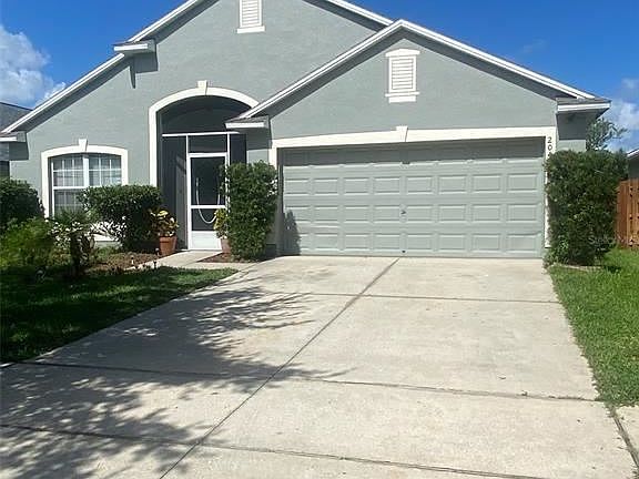 2nd image of 204R Cornwall Ct