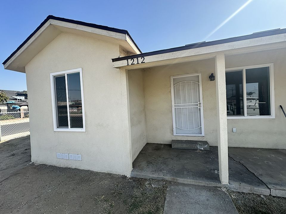 1st image of 1212 Oildale Dr