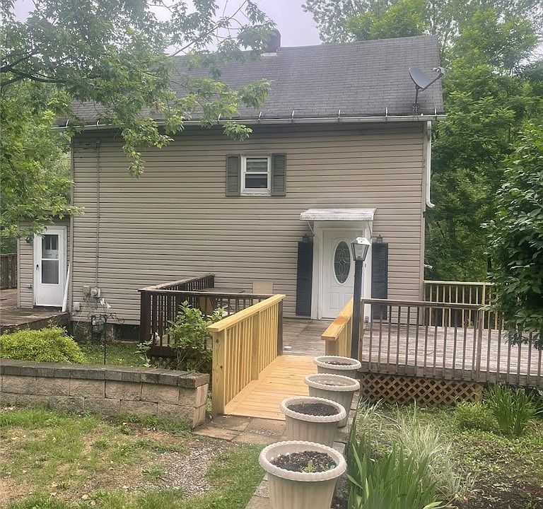 1st image of 1115 W Penn St