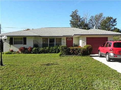 1st image of 722 SE Arton Ln