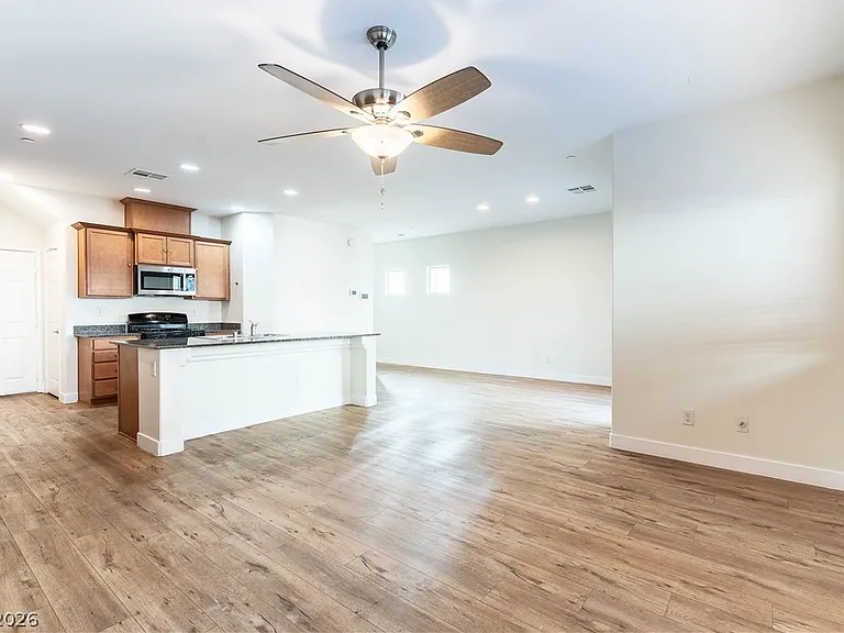 1134 Jesse Harbor Ave — Photo 10