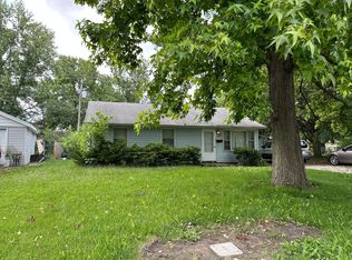 1405 Holly Hill Dr, Champaign, IL 61821
