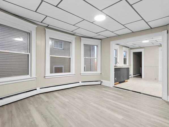 37 Plaza Ave Floor 2