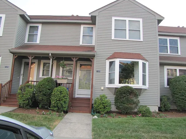 200 Heroux Blvd Unit 2106, Cumberland, RI 02864