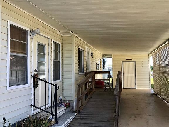 3rd image of 265 Salem Ave #10