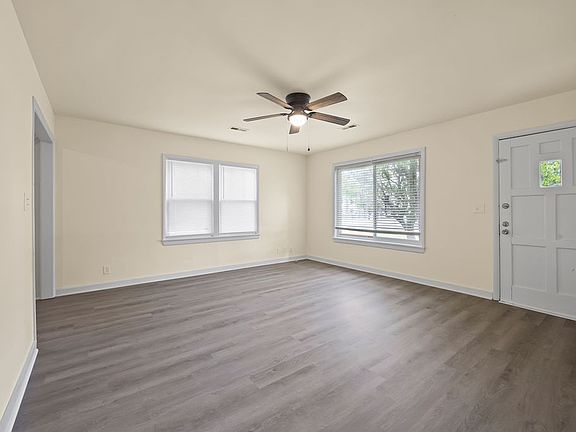 4th image of 1933 N Garland Ave