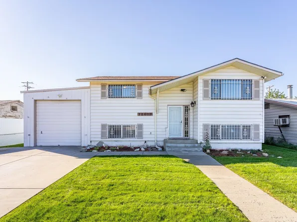 12613 W 12th Ave, Airway Heights, WA 99001