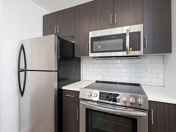 3rd image of 201 Cornelison Ave #203