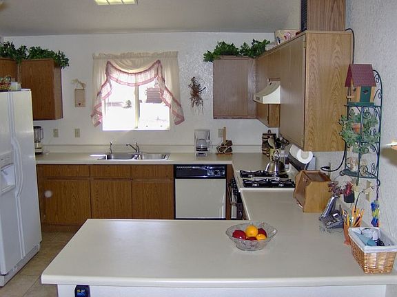 5th image of 9895 E Paseo
