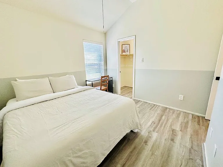 1711 Kessler Park Ct — Photo 13