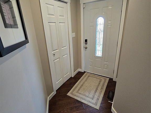 5th image of 721 Barber Cres