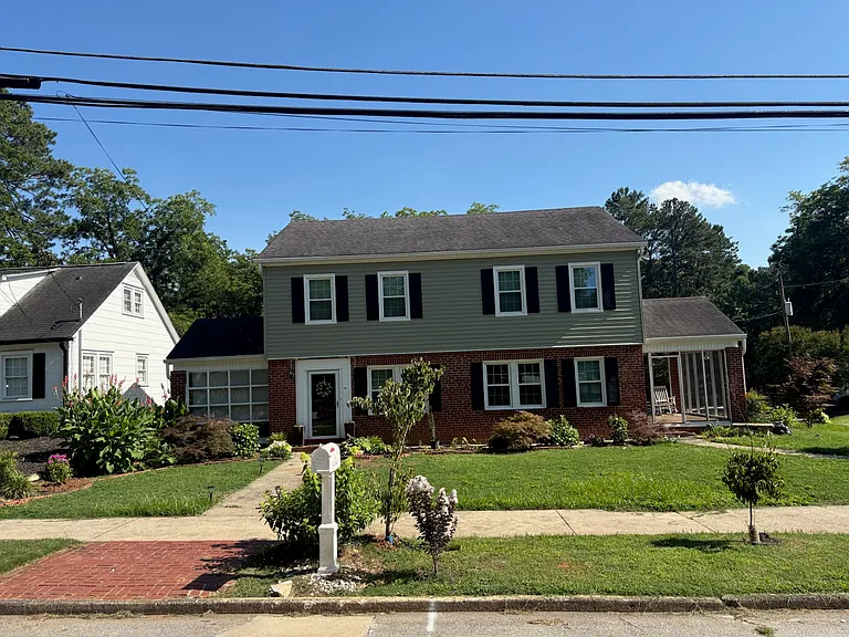 186 E Doyle St #1B — Photo 1