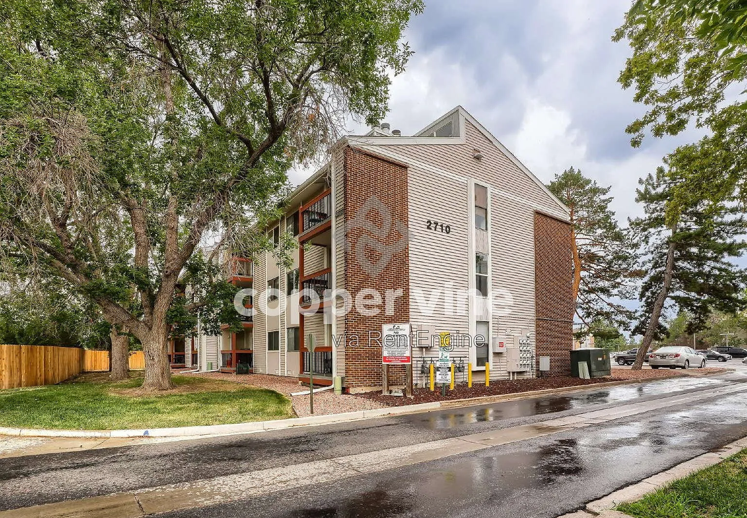 2 bed, 1.0 bath, 1000 sqft, $1,645 — Photo 1