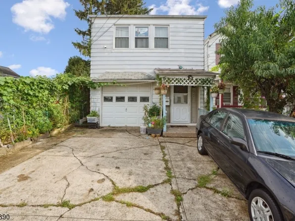 109 Dixon Ave, Paterson City, NJ 07501