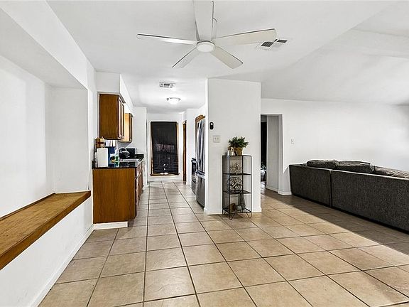 4th image of 14245 Intrepid St