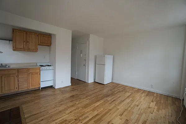 Rented by Best Apartments North Inc | media 18