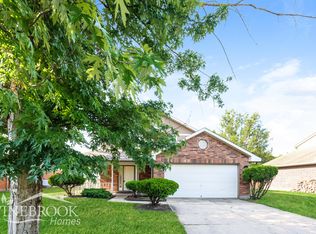 6920 Shull Rd, Dayton, OH 45424