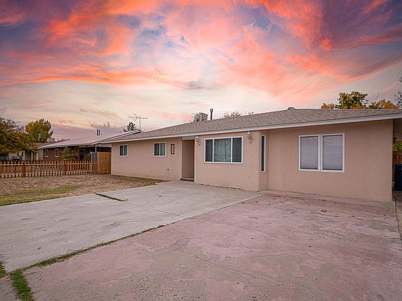 3rd image of 1059 Onate Ct SE