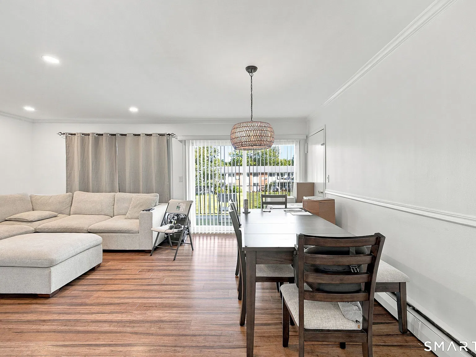 2 bed, 1.0 bath, 990 sqft, $3,000 — Photo 3
