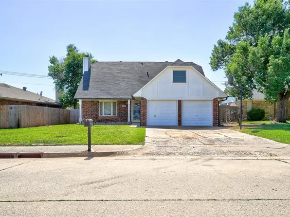 609 Crown Dr, Yukon, OK 73099