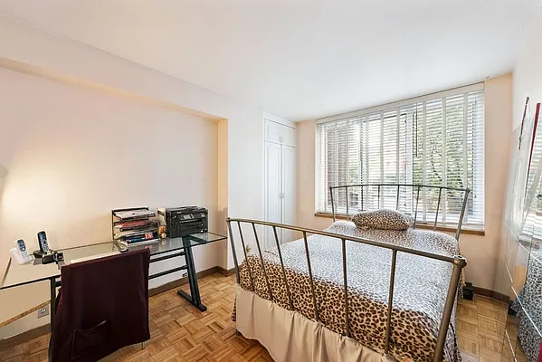 Sold by Corcoran | media 3