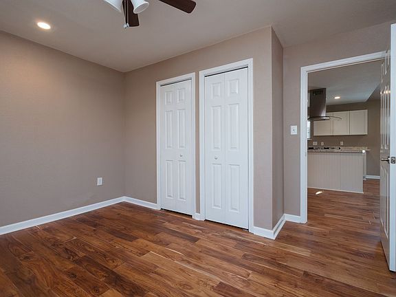 3rd image of 9316 W 44th St