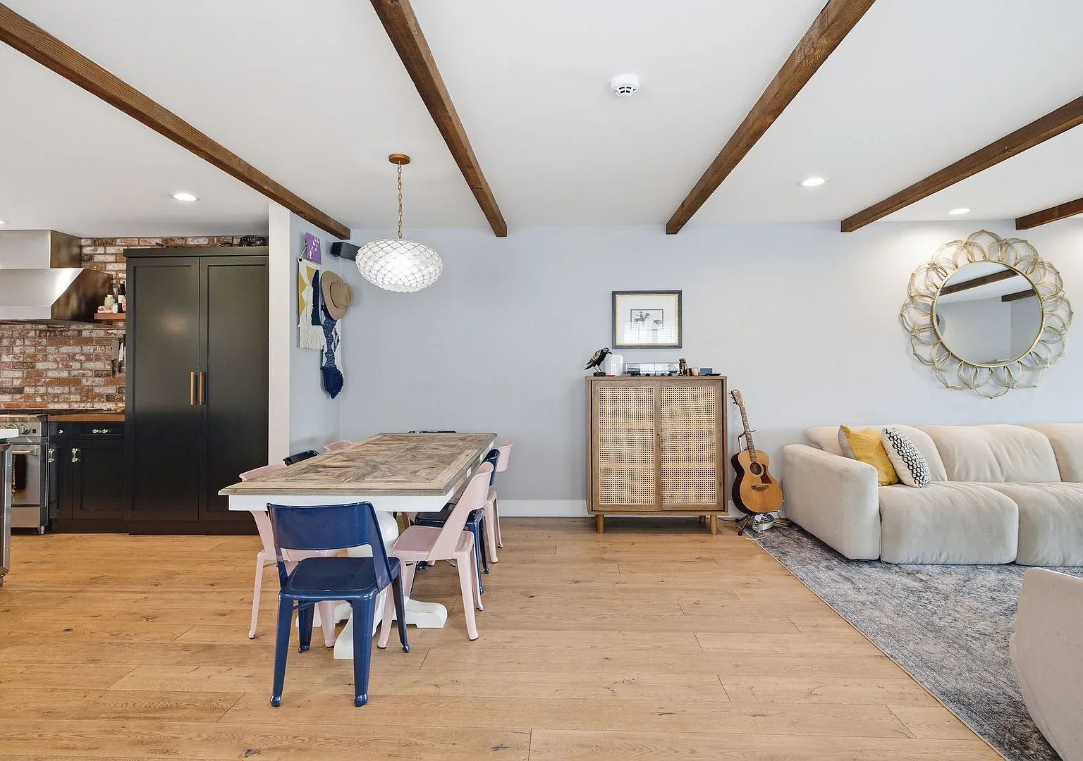 4 Bed 2 Bath, Hermosa Beach - Home For Lease — Photo 3