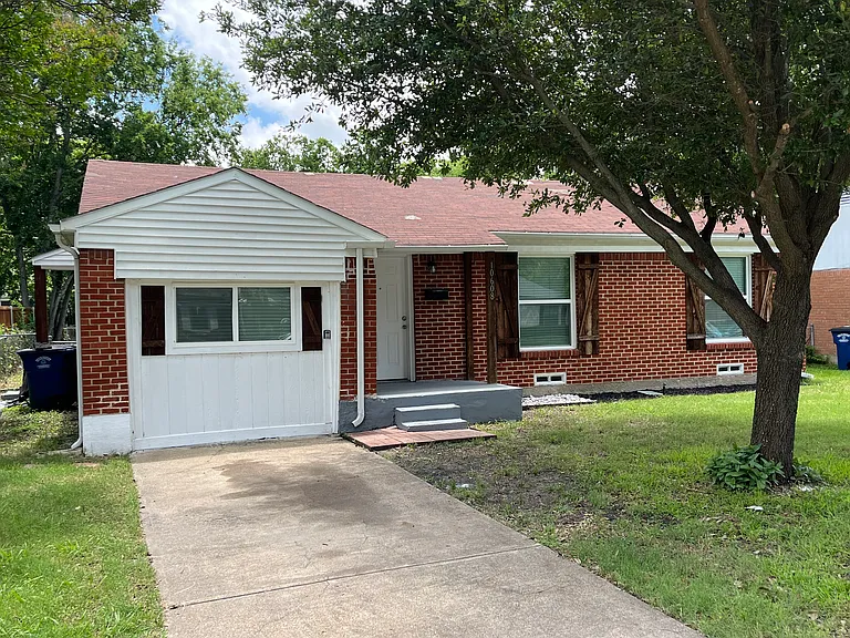 10608 Cayuga Dr — Photo 1