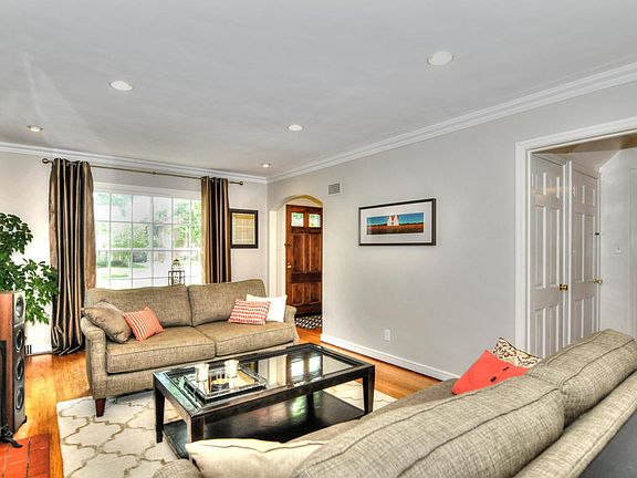 5th image of 2544 N 84th St