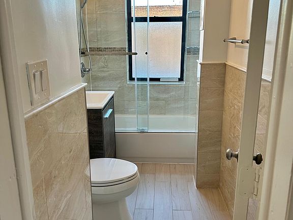 3rd image of 3315 Pleasant Ave APT 315