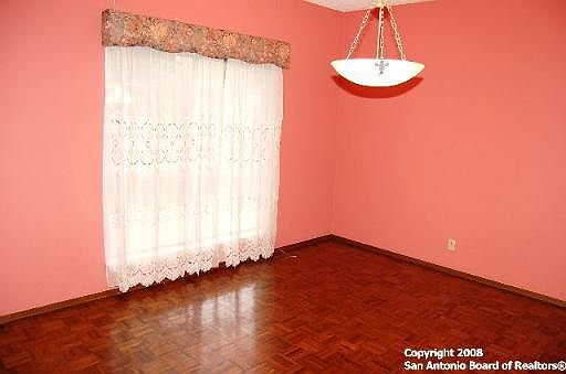 4th image of 4022 BENTWAY DR