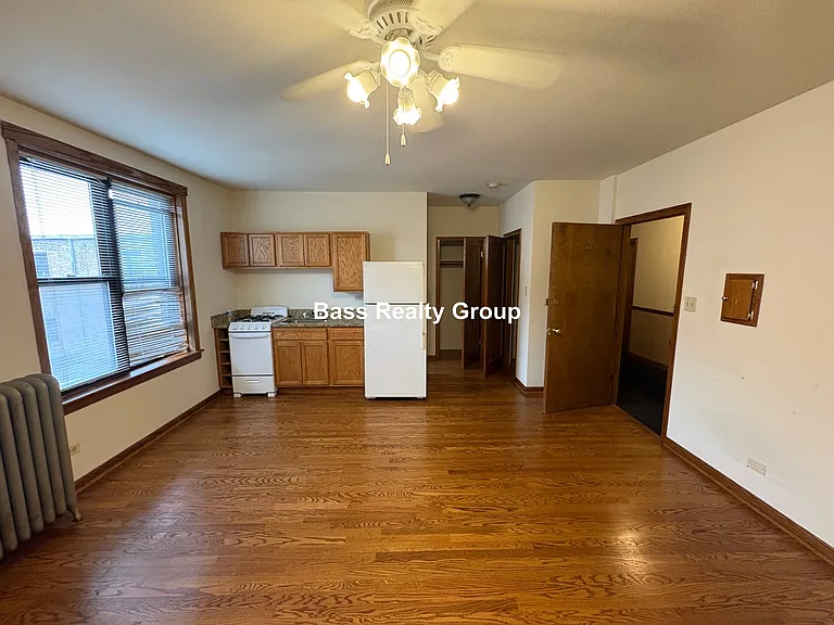 4806 N Kedzie Ave #209 — Photo 3