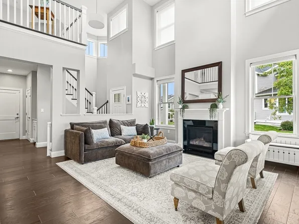 299 Lexington St Unit 47, Woburn, MA 01801