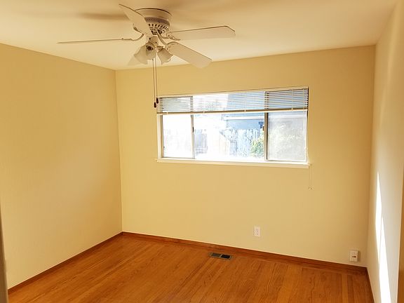 4th image of 1172 McKinley St