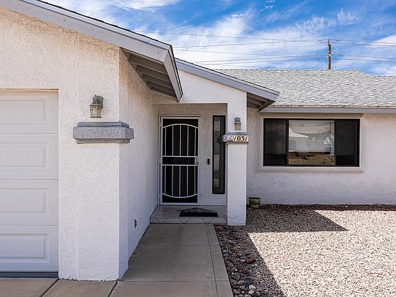 3rd image of 1031 Pueblo Dr