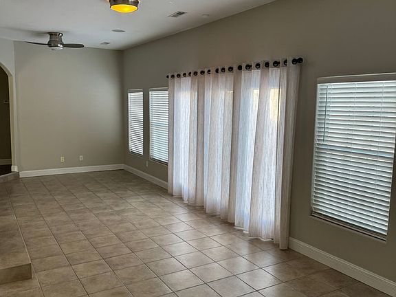 5th image of 2320 N Slickrock Dr