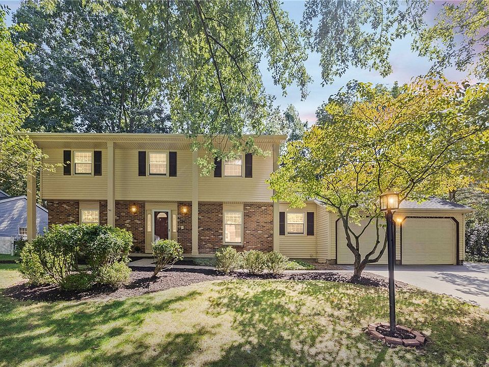 1st image of 21 Hidden Creek Cir