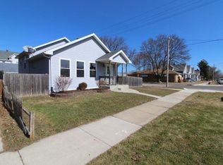 1902 54th St, Kenosha, WI 53140