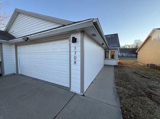 1708 Prairie Ave, Beatrice, NE 68310