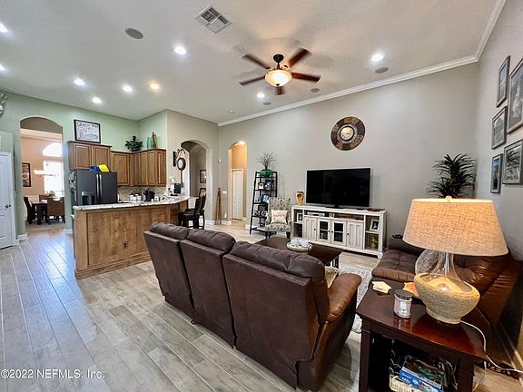 Family Room to Kitchen