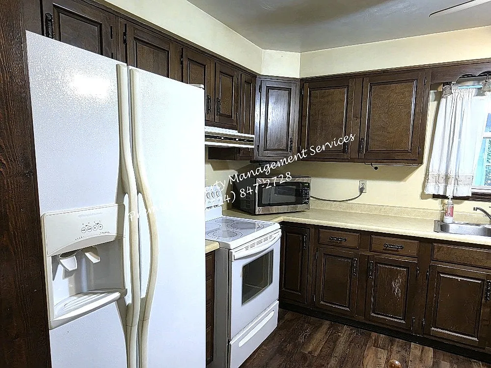 2153 Mount Jackson Road — Photo 3