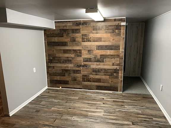 2nd image of 21705 Great Mills Ln