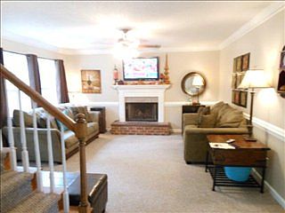 5th image of 4703 Walnut Hill Dr