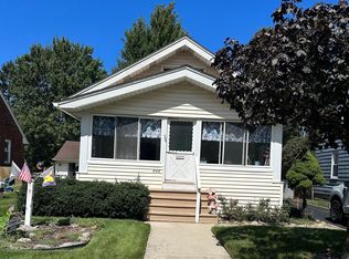 846 W Lewiston Ave, Ferndale, MI 48220