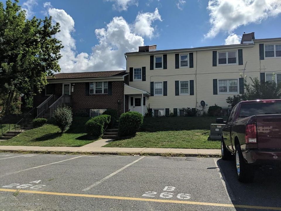2nd image of 266B Sawmill Rd #348
